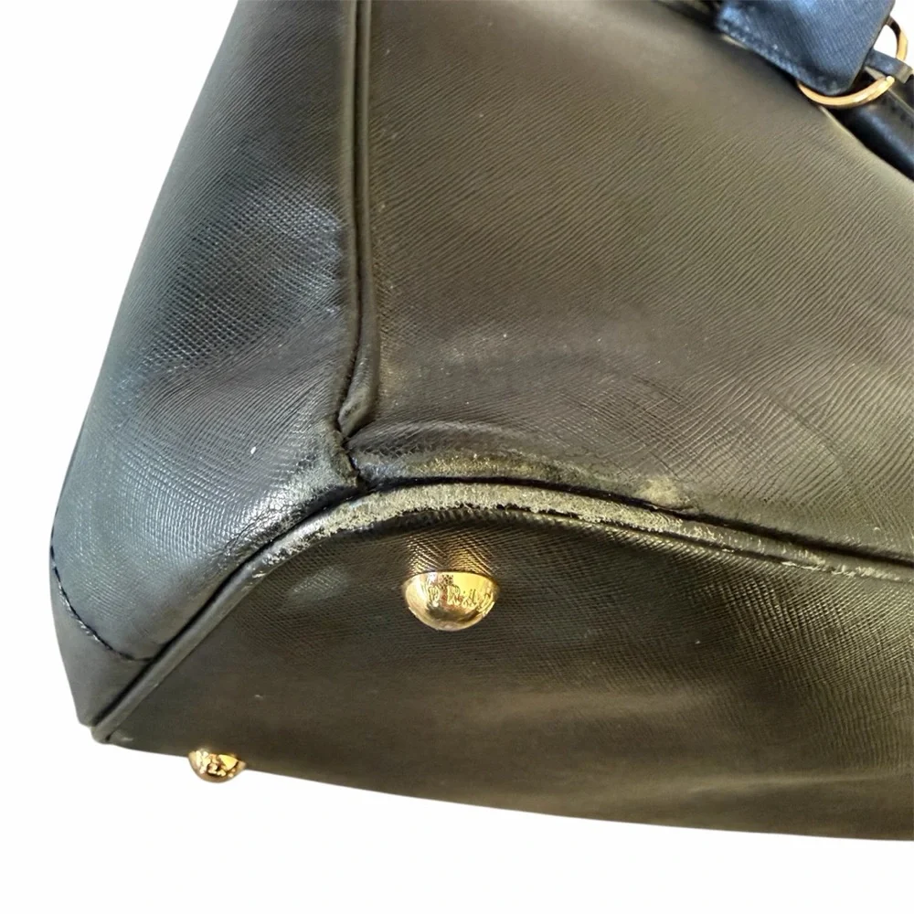 Prada Large Galleria Tote Bag in Black Saffiano Lux Leather